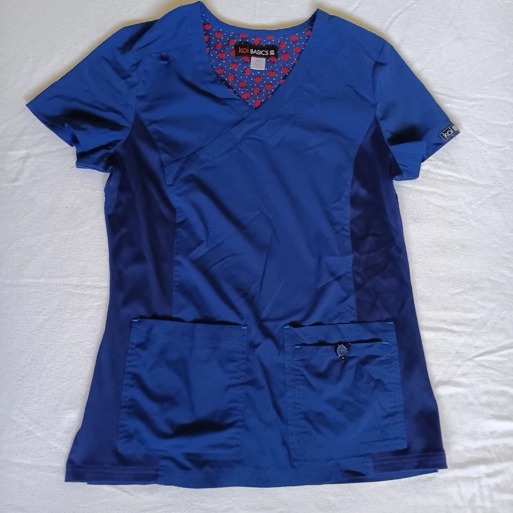 Koi Basics Becca Women's V-Neck Scrub Top Royal Blue Floral Lining Size XS